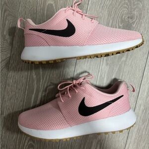 Brand new condition they’ve only been worn once.